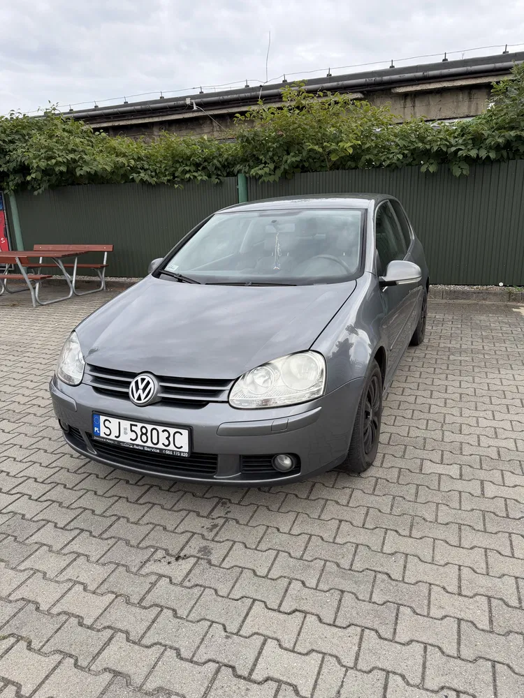 Zdjęcie: 2005 Volkswagen Golf
