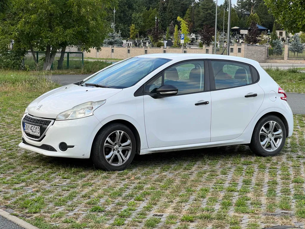 Zdjęcie: 2014 Peugeot 208