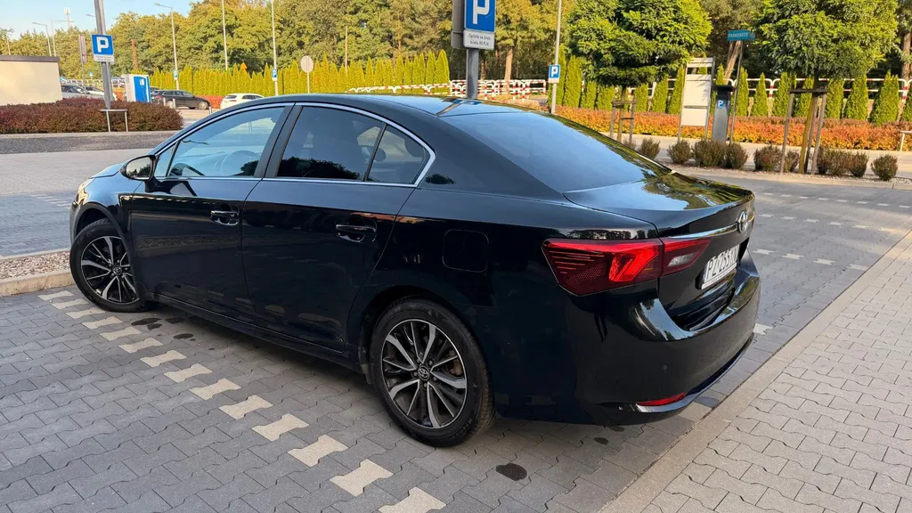 Zdjęcie: 2018 Toyota Avensis