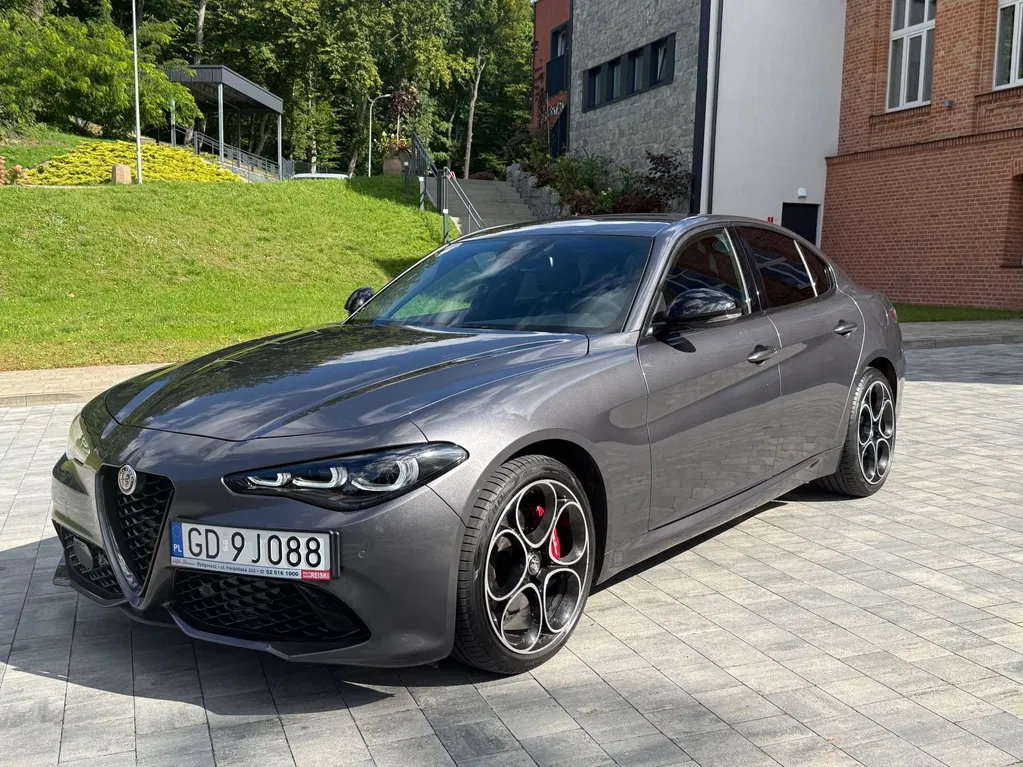 Zdjęcie: 2023 Alfa Romeo Giulia