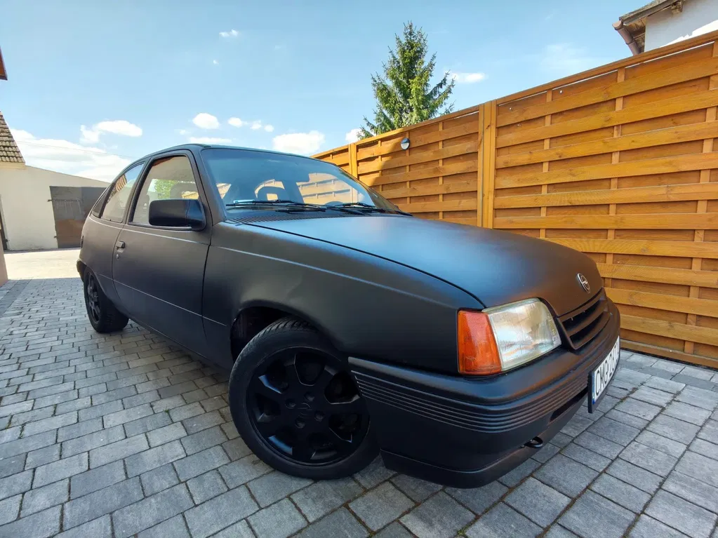 Zdjęcie: 1990 Opel Kadett