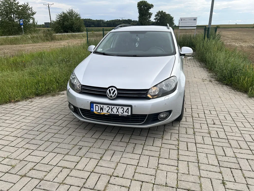 Zdjęcie: 2011 Volkswagen Golf Variant