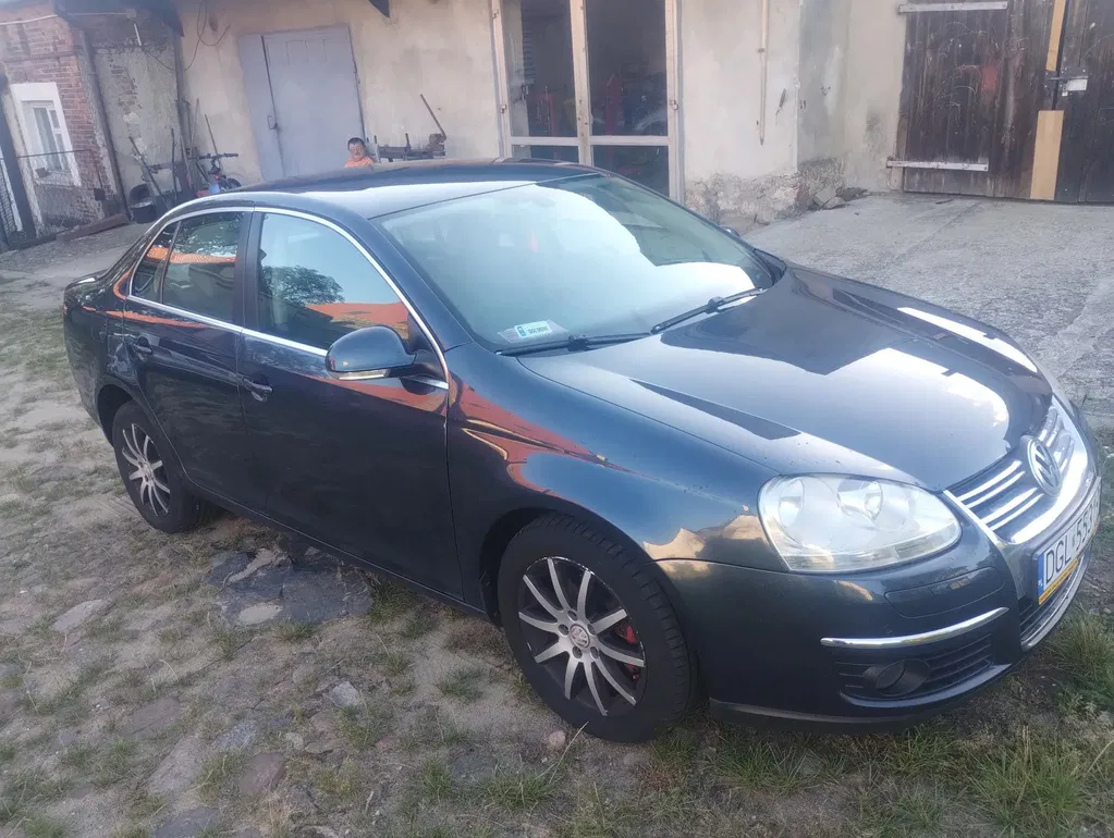 Zdjęcie: 2009 Volkswagen Jetta