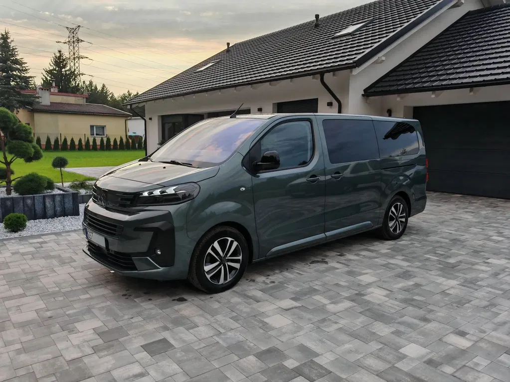 Zdjęcie: 2024 Peugeot Traveller