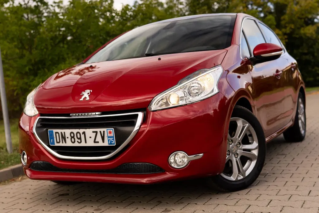 Zdjęcie: 2015 Peugeot 208