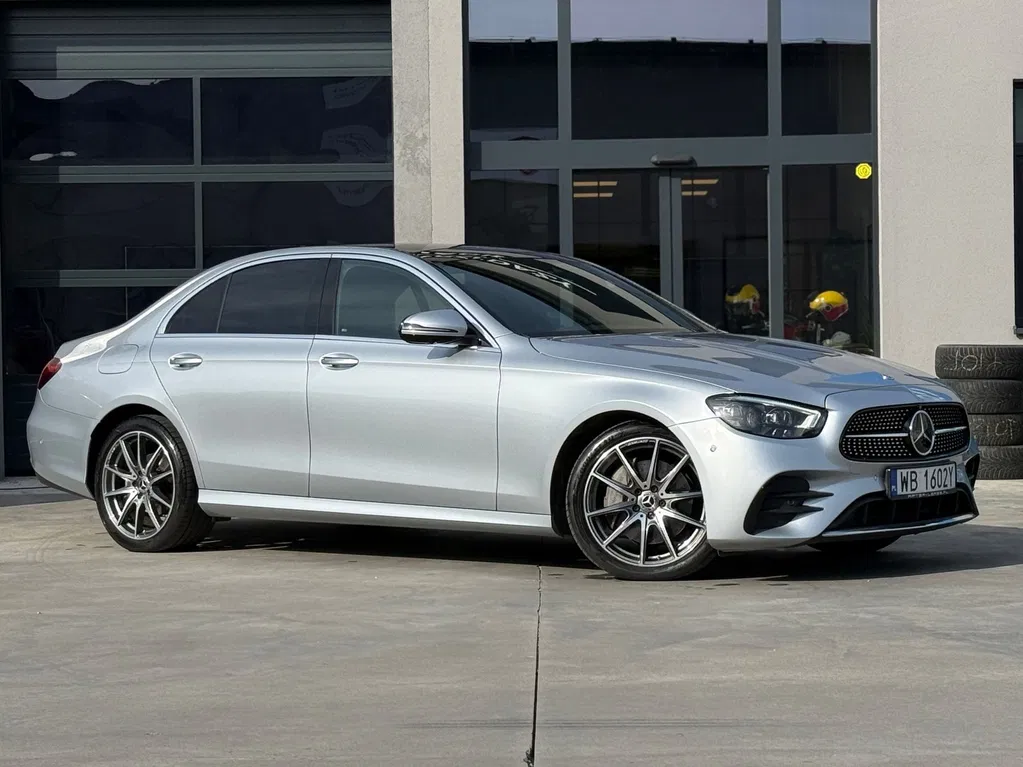 Zdjęcie: 2023 Mercedes-Benz E Klasa