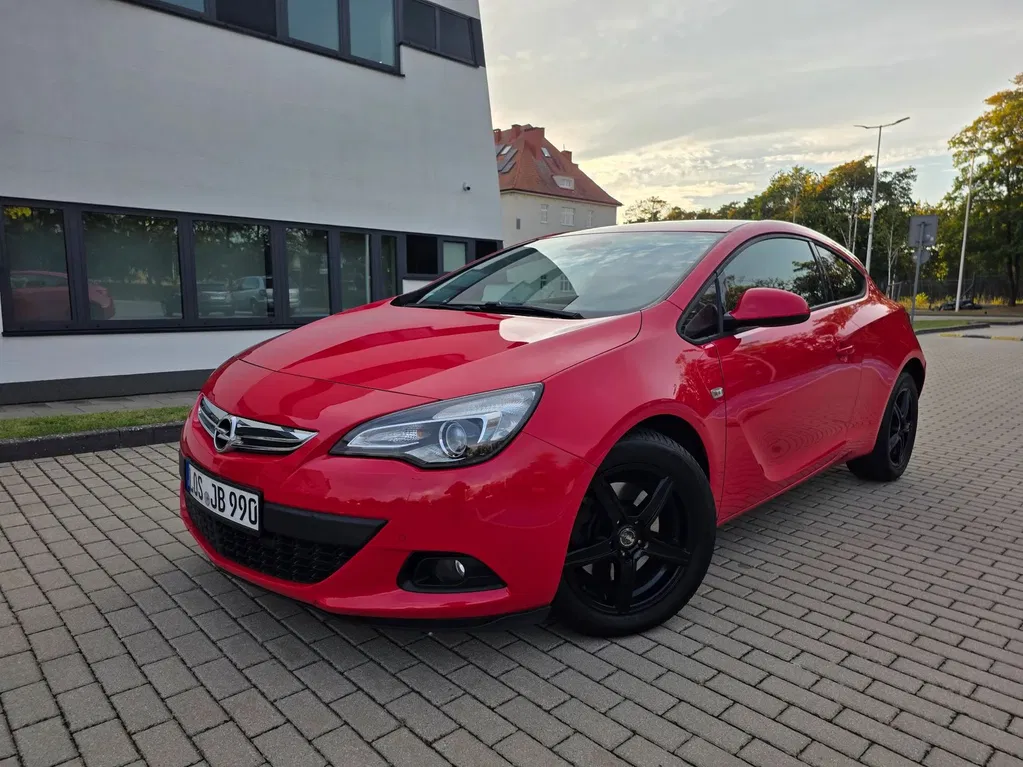 Zdjęcie: 2012 Opel Astra
