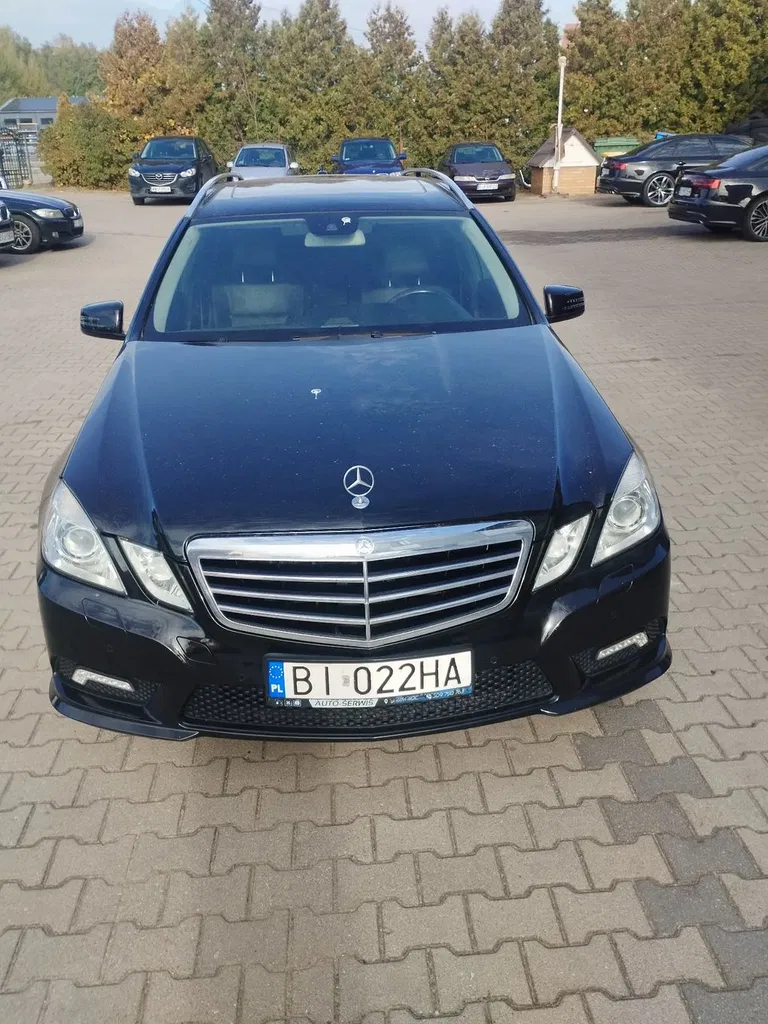 Zdjęcie: 2013 Mercedes-Benz E Klasa