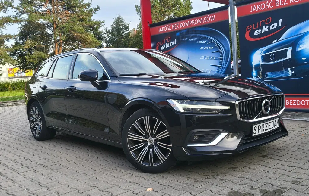 Zdjęcie: 2021 Volvo V60