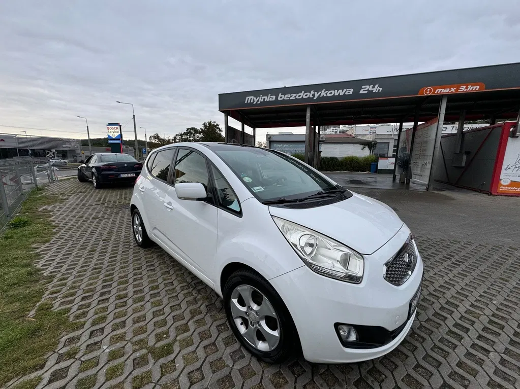 Zdjęcie: 2011 Kia Venga