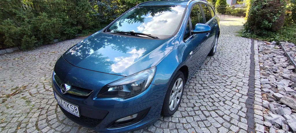 Zdjęcie: 2015 Opel Astra