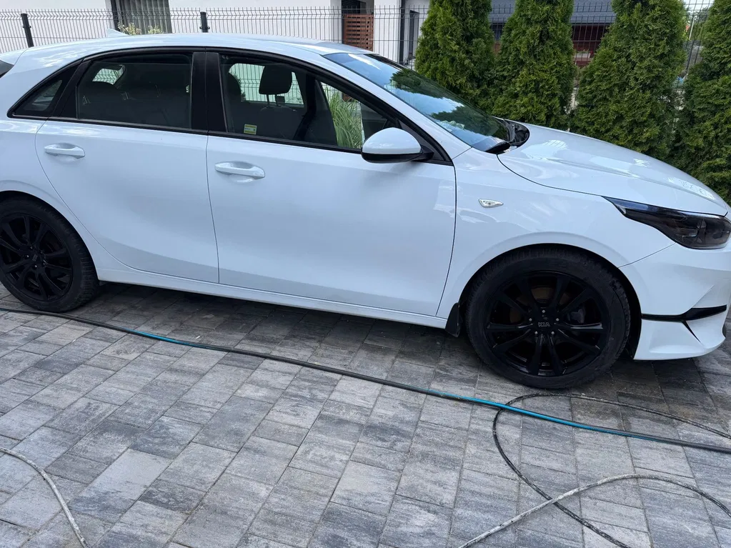 Zdjęcie: 2023 Kia Cee'd