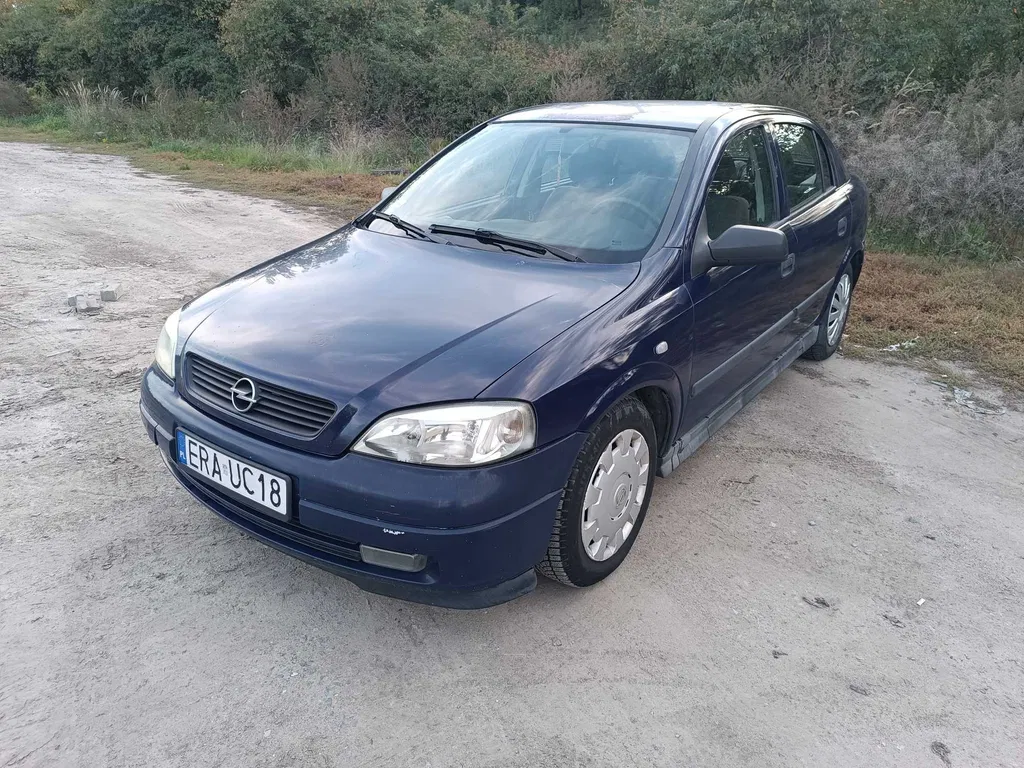 Zdjęcie: 2004 Opel Astra