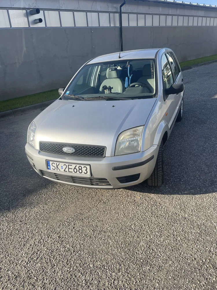 Zdjęcie: 2004 Ford Fusion