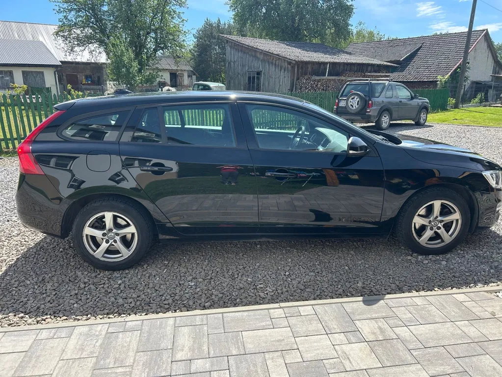 Zdjęcie: 2017 Volvo V60