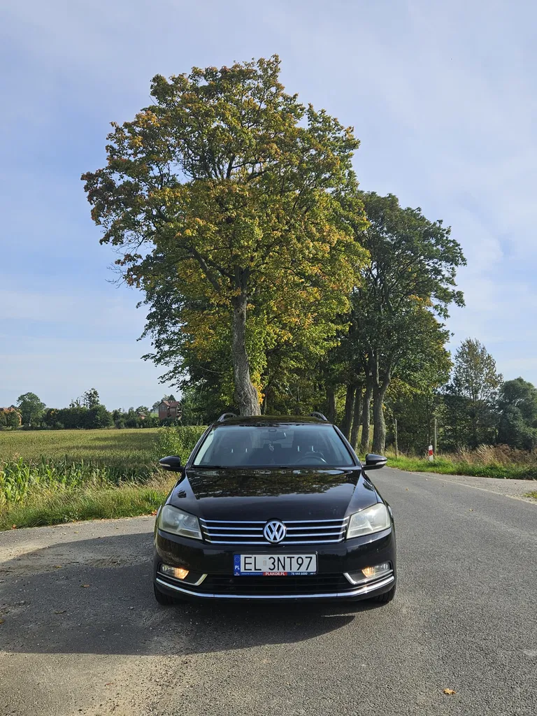 Zdjęcie: 2011 Volkswagen Passat