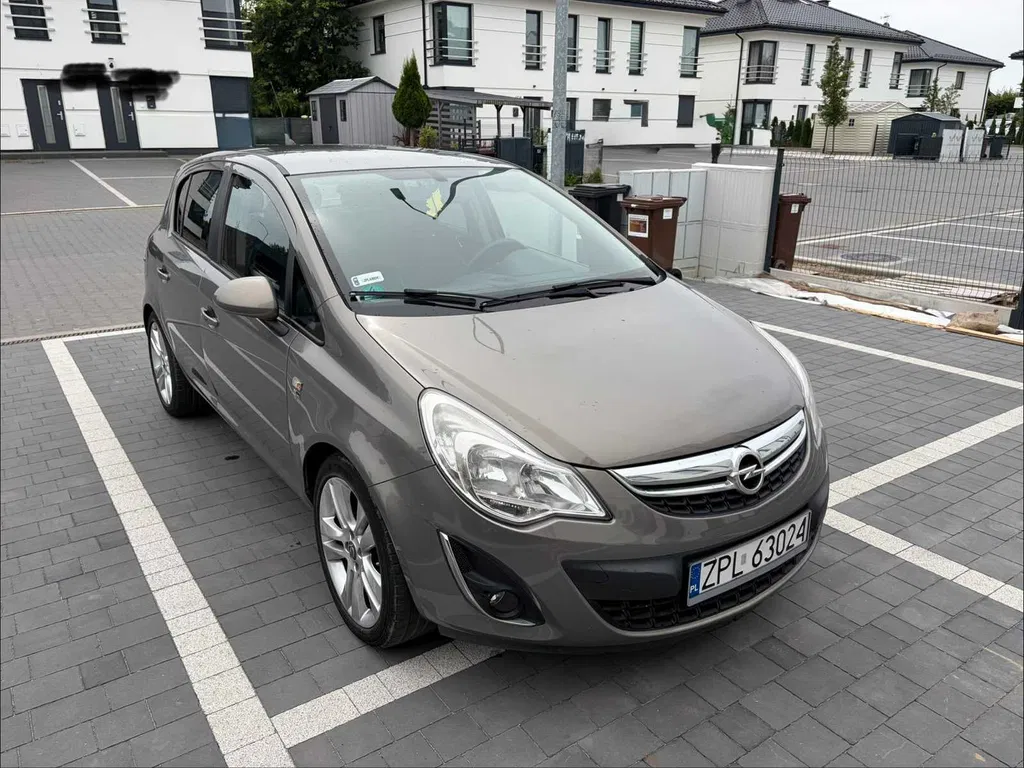 Zdjęcie: 2012 Opel Corsa
