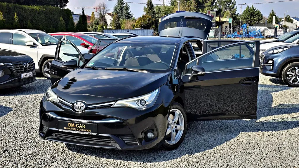 Zdjęcie: 2016 Toyota Avensis