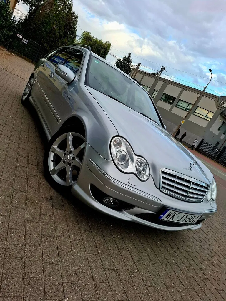 Zdjęcie: 2005 Mercedes-Benz C Klasa