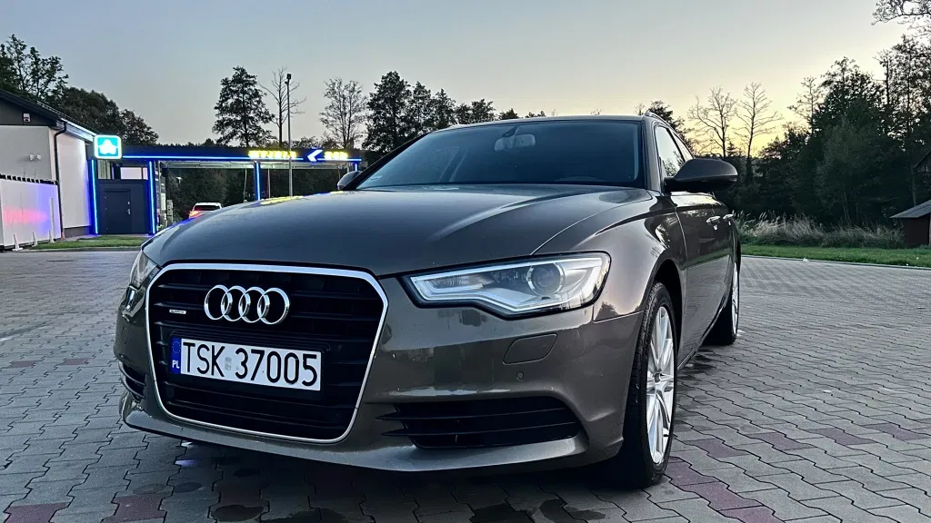 Zdjęcie: 2012 Audi A6 Avant
