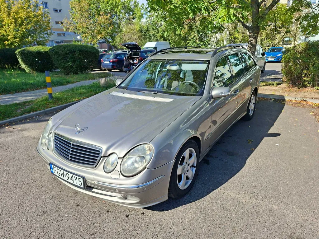 Zdjęcie: 2003 Mercedes-Benz E Klasa