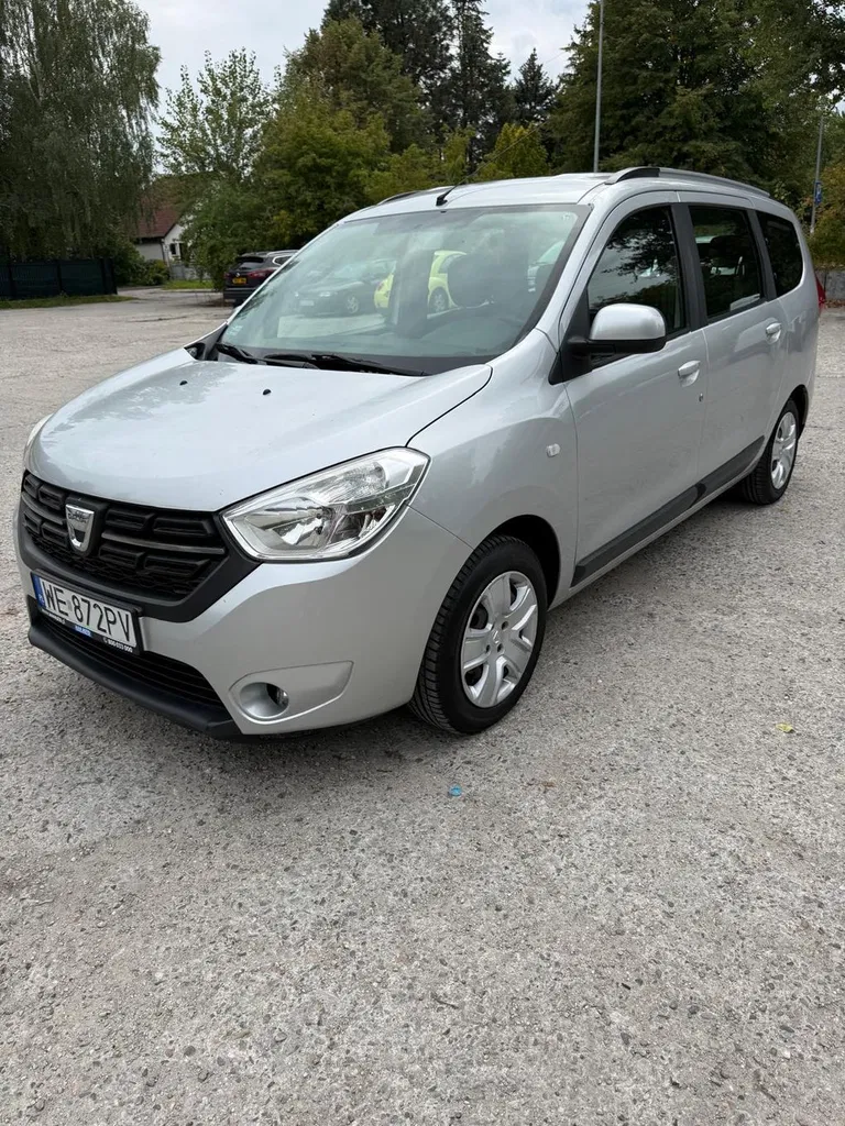 Zdjęcie: 2017 Dacia Lodgy