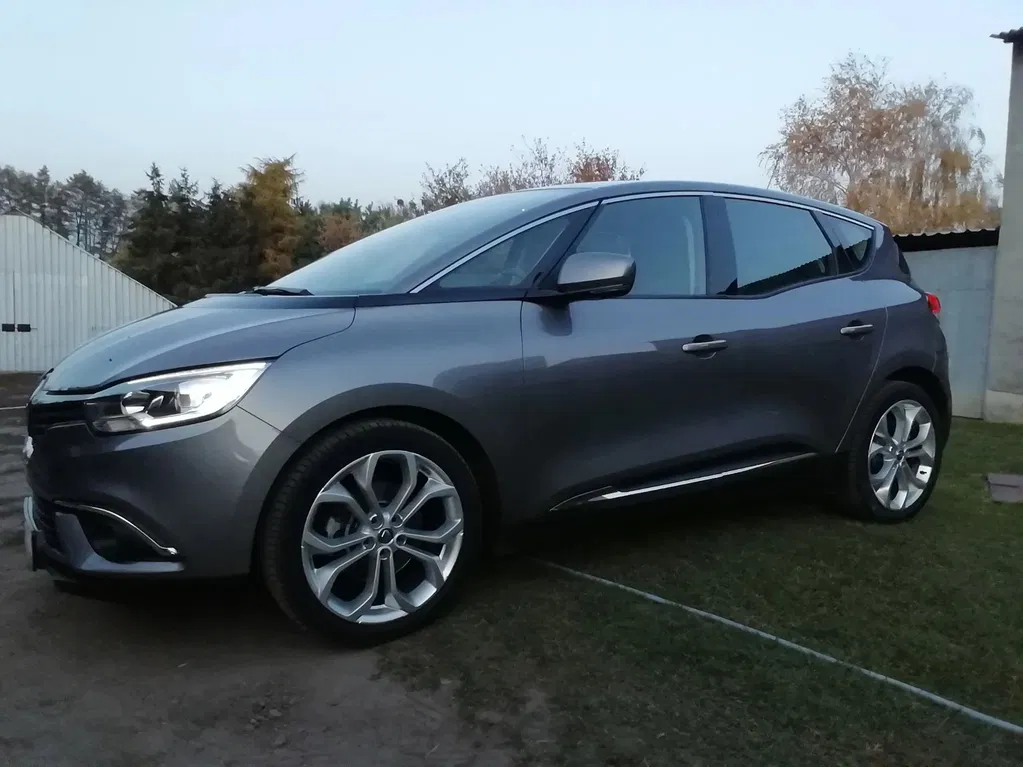 Zdjęcie: 2017 Renault Scenic