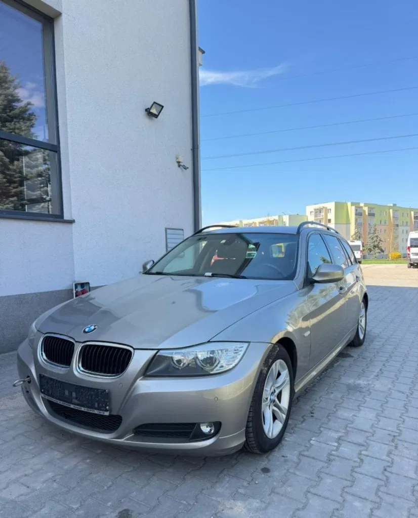 Zdjęcie: 2009 BMW Seria 3