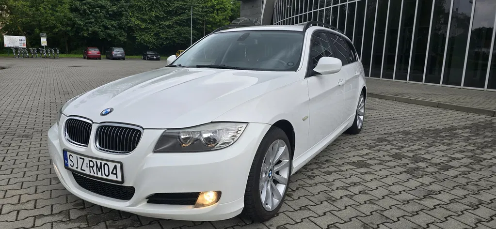 Zdjęcie: 2009 BMW Seria 3