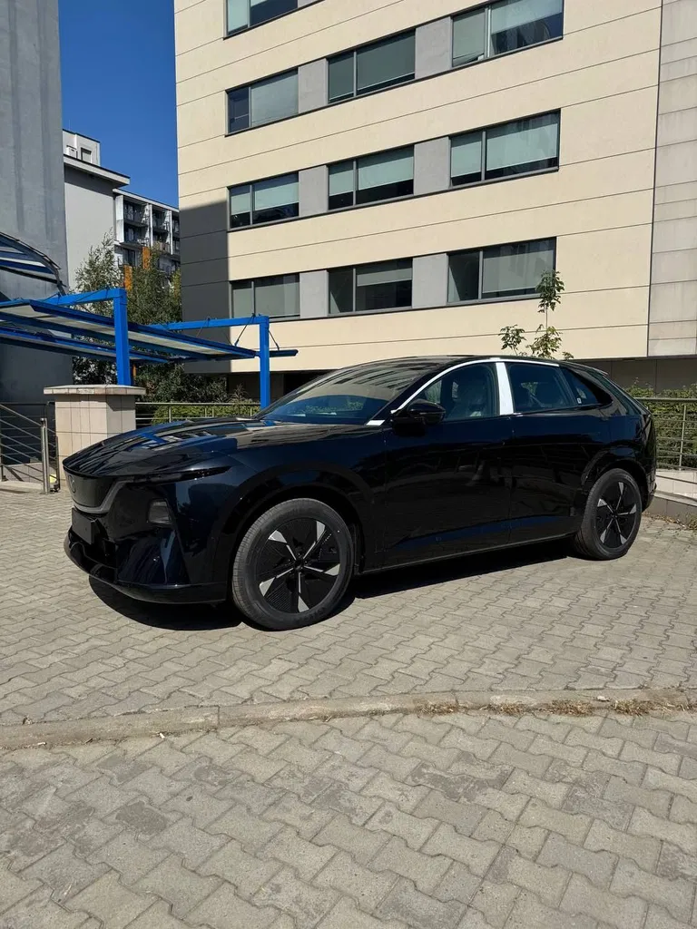 Zdjęcie: 2025 Mazda EZ 60