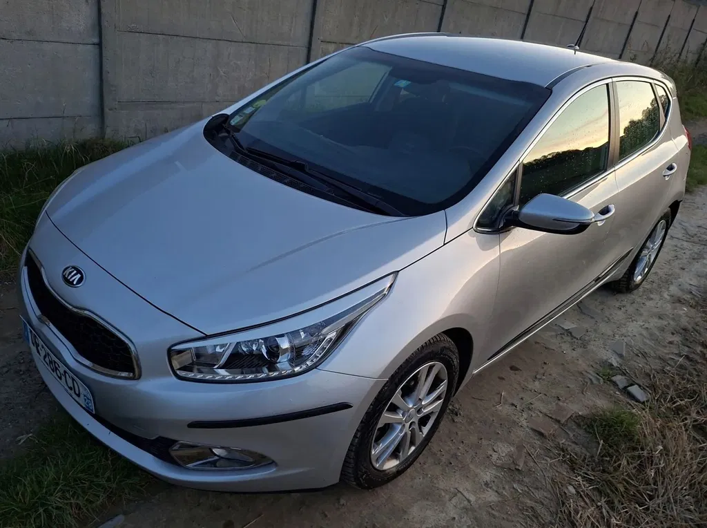 Zdjęcie: 2015 Kia Cee'd