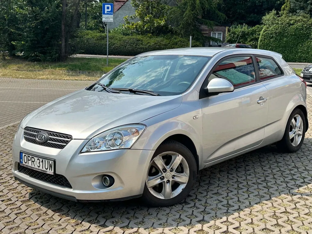 Zdjęcie: 2008 Kia Cee'd