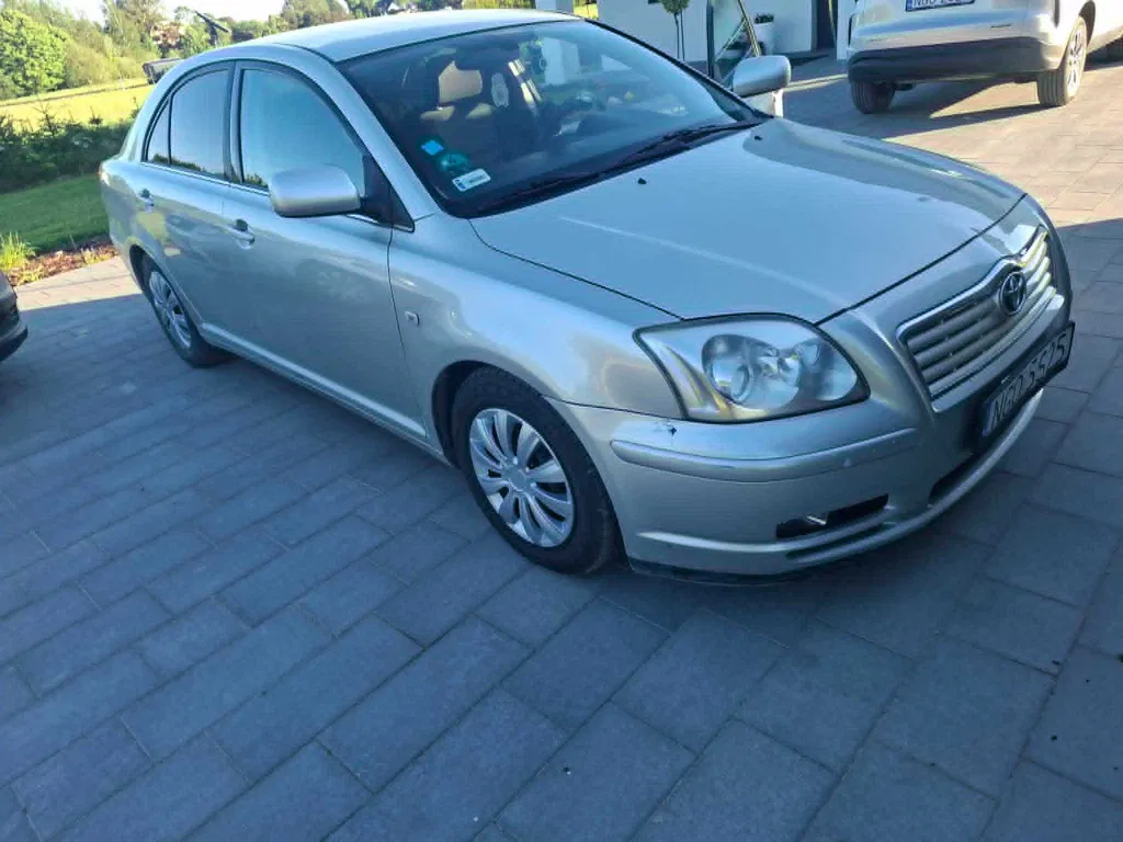 Zdjęcie: 2006 Toyota Avensis
