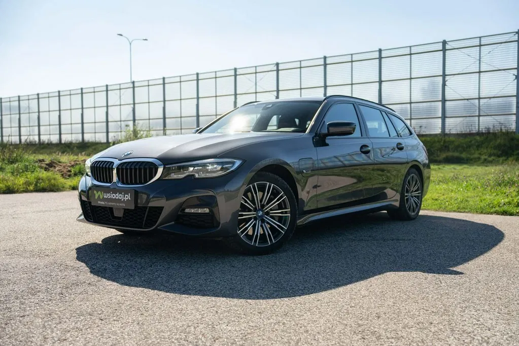 Zdjęcie: 2021 BMW Seria 3