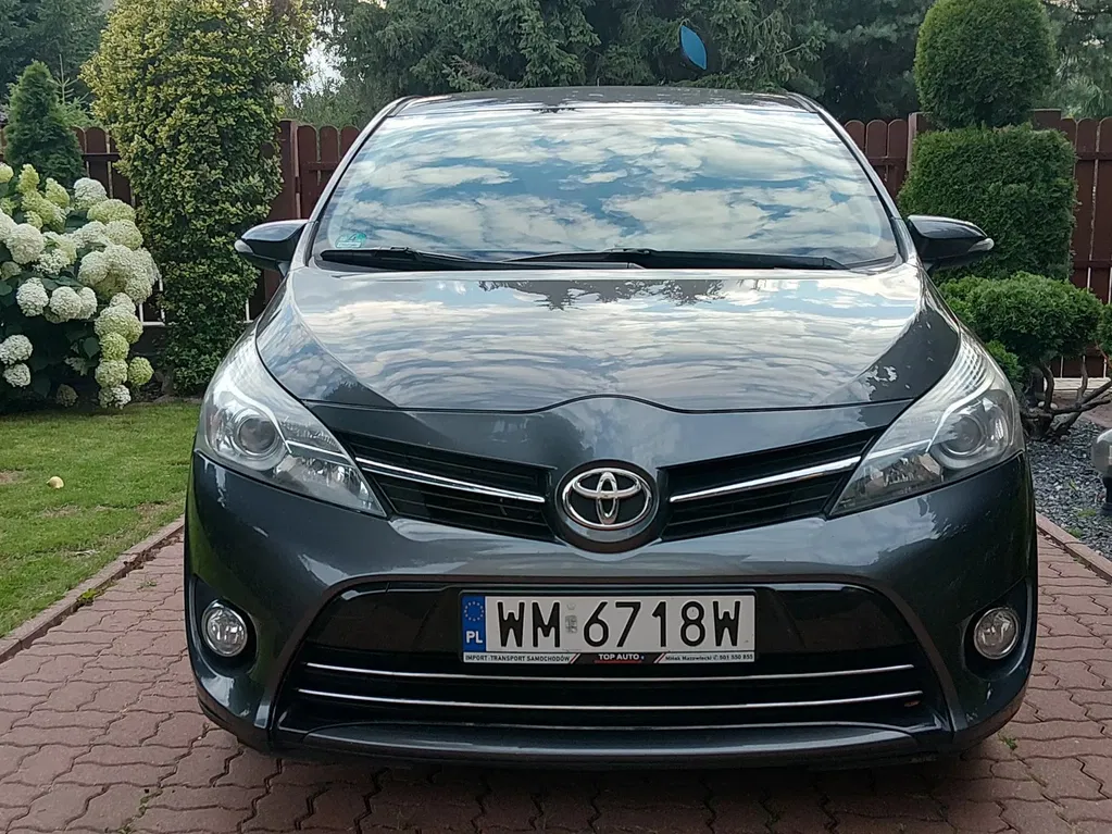 Zdjęcie: 2014 Toyota Verso