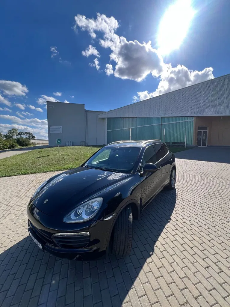 Zdjęcie: 2010 Porsche Cayenne