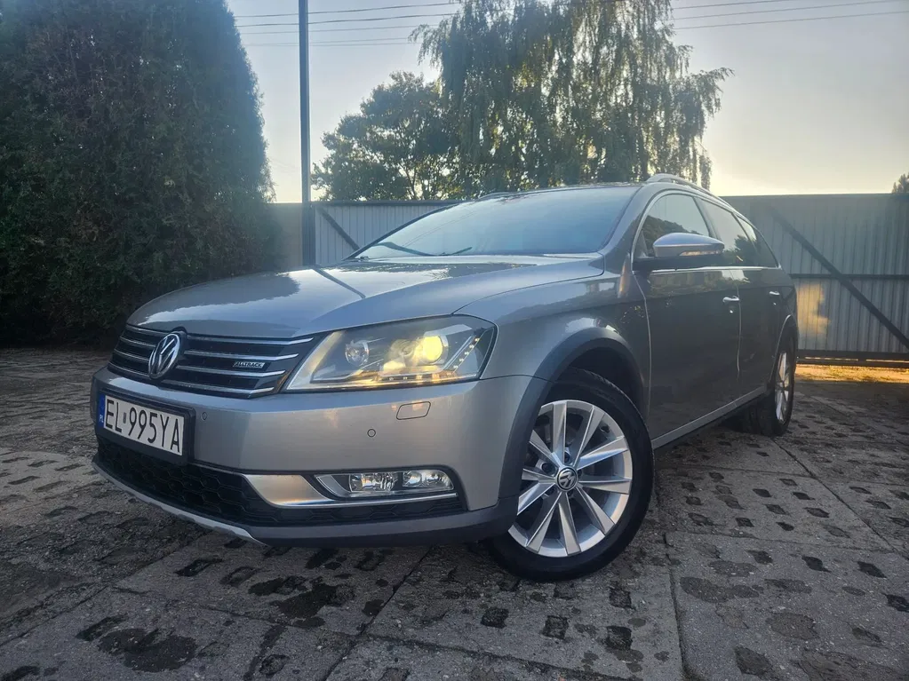 Zdjęcie: 2012 Volkswagen Passat Variant