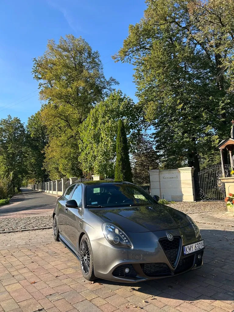 Zdjęcie: 2012 Alfa Romeo Giulietta