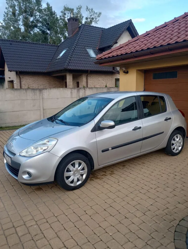 Zdjęcie: 2012 Renault Clio
