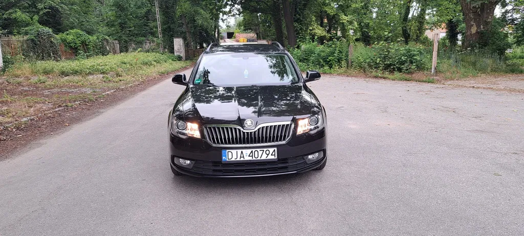 Zdjęcie: 2014 Skoda Superb