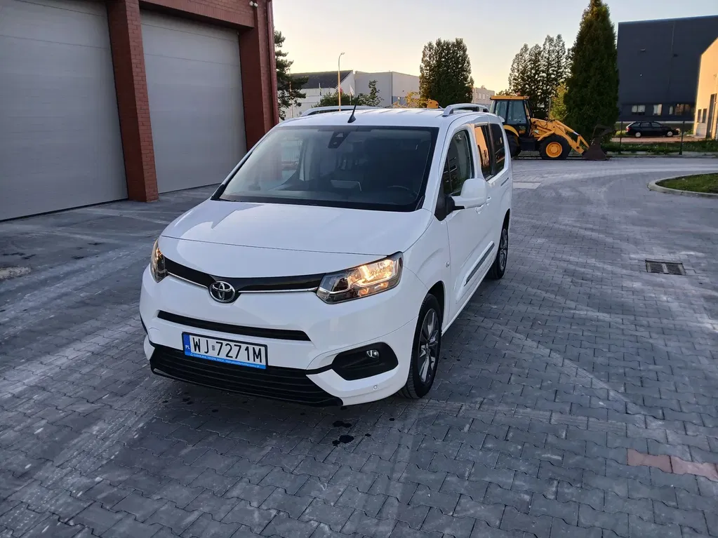 Zdjęcie: 2020 Toyota Proace City Verso