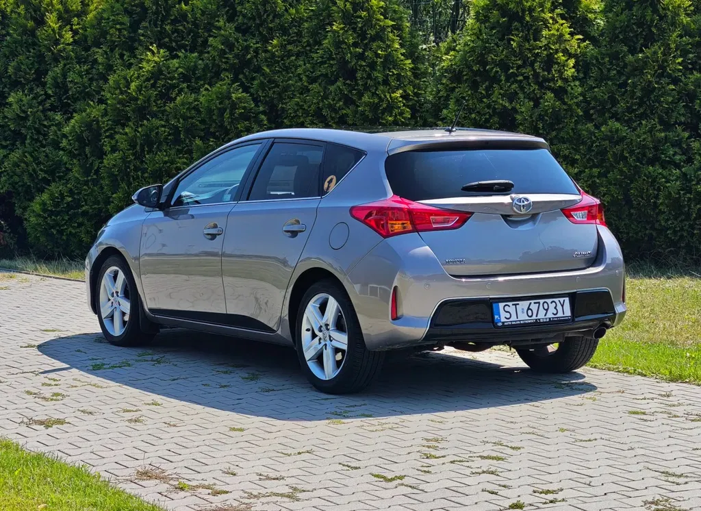 Zdjęcie: 2014 Toyota Auris