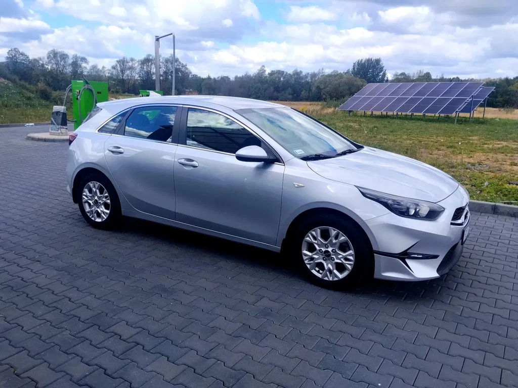 Zdjęcie: 2022 Kia Cee'd