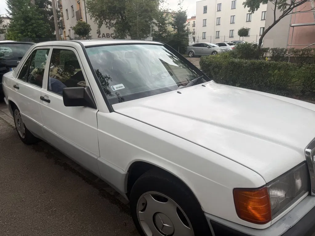 Zdjęcie: 1992 Mercedes-Benz Seria 190