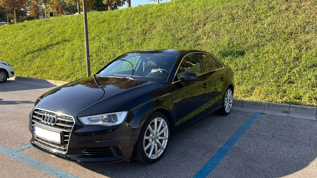 Zdjęcie: 2014 Audi A3 Limousine