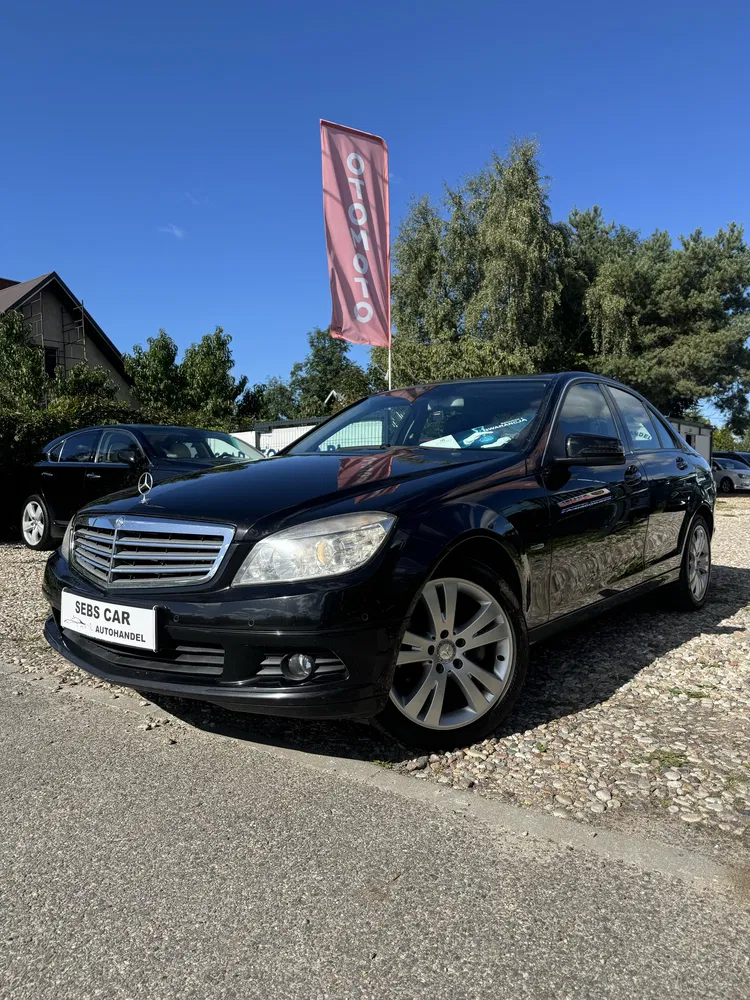 Zdjęcie: 2010 Mercedes-Benz C Klasa