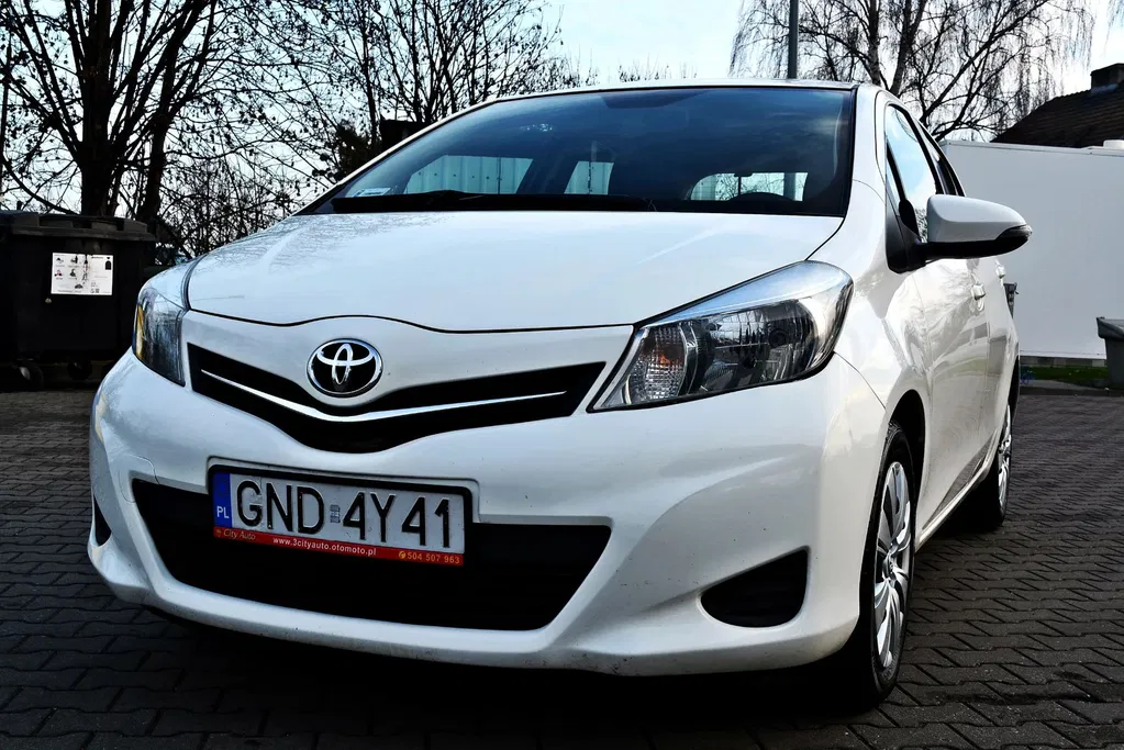 Zdjęcie: 2012 Toyota Yaris