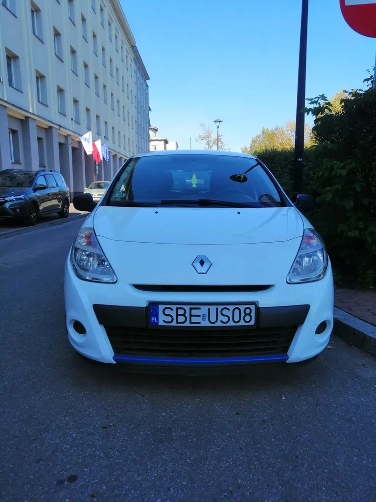 Zdjęcie: 2013 Renault Clio