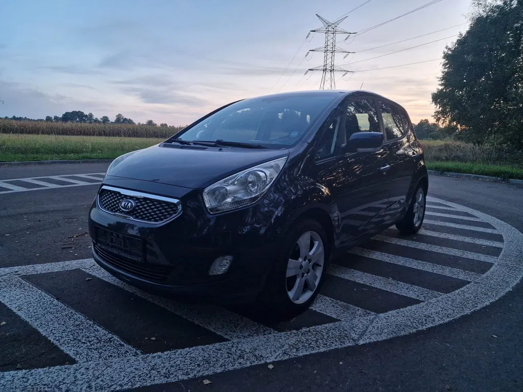 Zdjęcie: 2011 Kia Venga