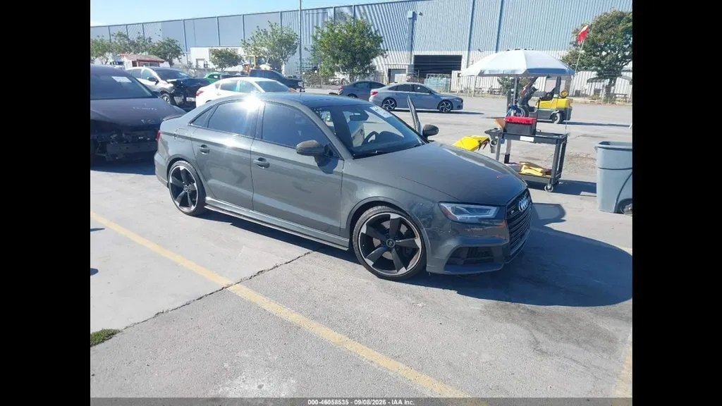 Zdjęcie: 2017 Audi S3